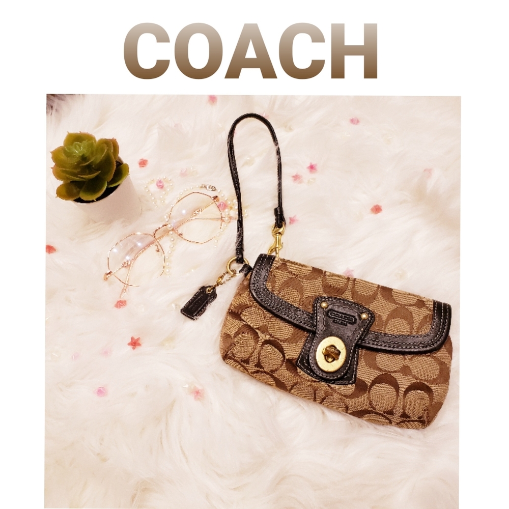 COACH Signature Khaki Wristlet Clutch with Clasp